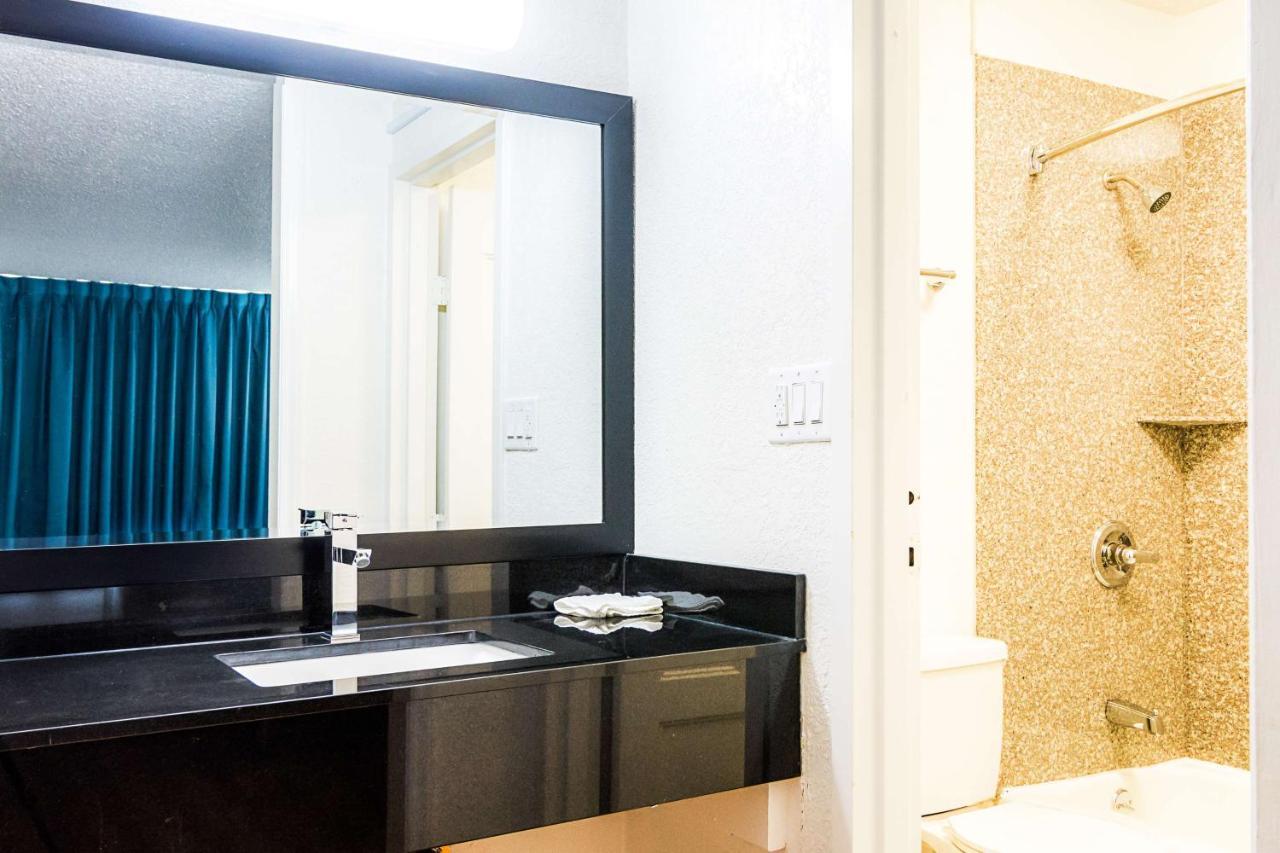 Econo Lodge Asheboro Ngoại thất bức ảnh
